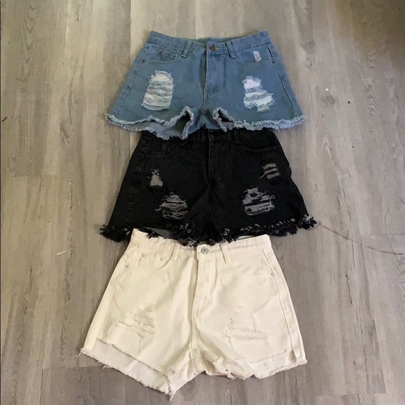 Size small women shorts - Picture 1 of 1